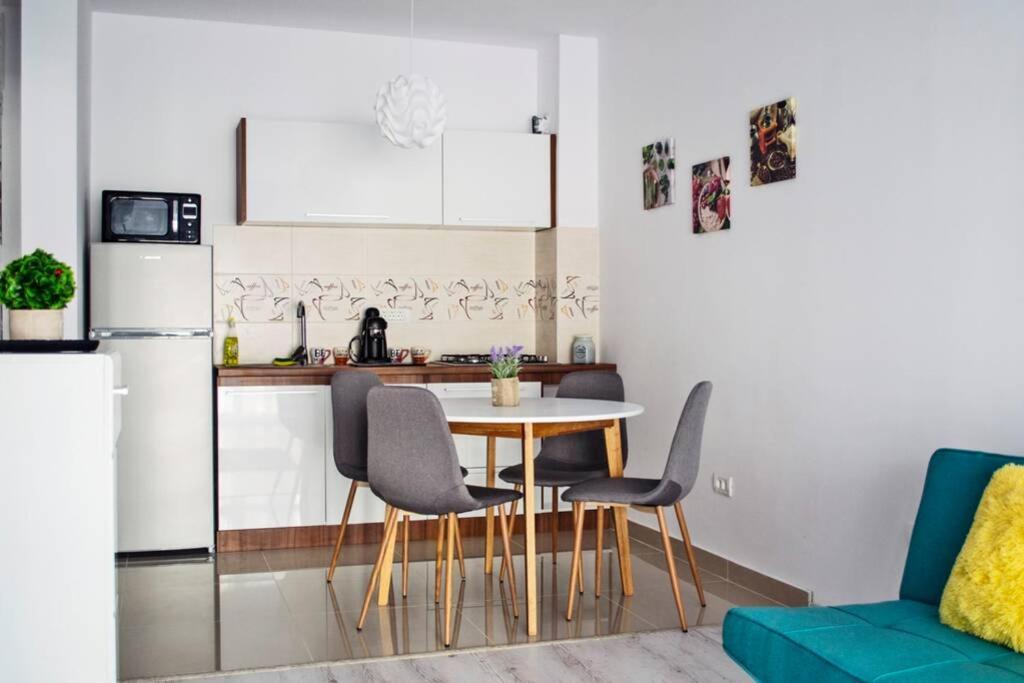 Dream Apartment+Parcare Gratuita Oradea Exteriör bild